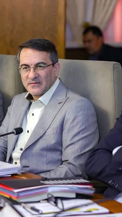 رفیع‌زاده: صبحانه در وقت اداری ممنوع است