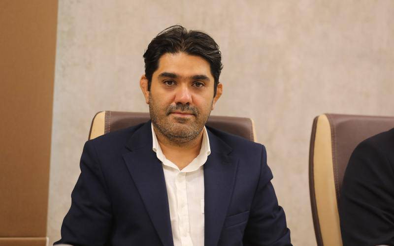 اگر موضوع واقعاً امنیت ملی است، چطور با پرداخت پول، امنیت تأمین می‌شود؟