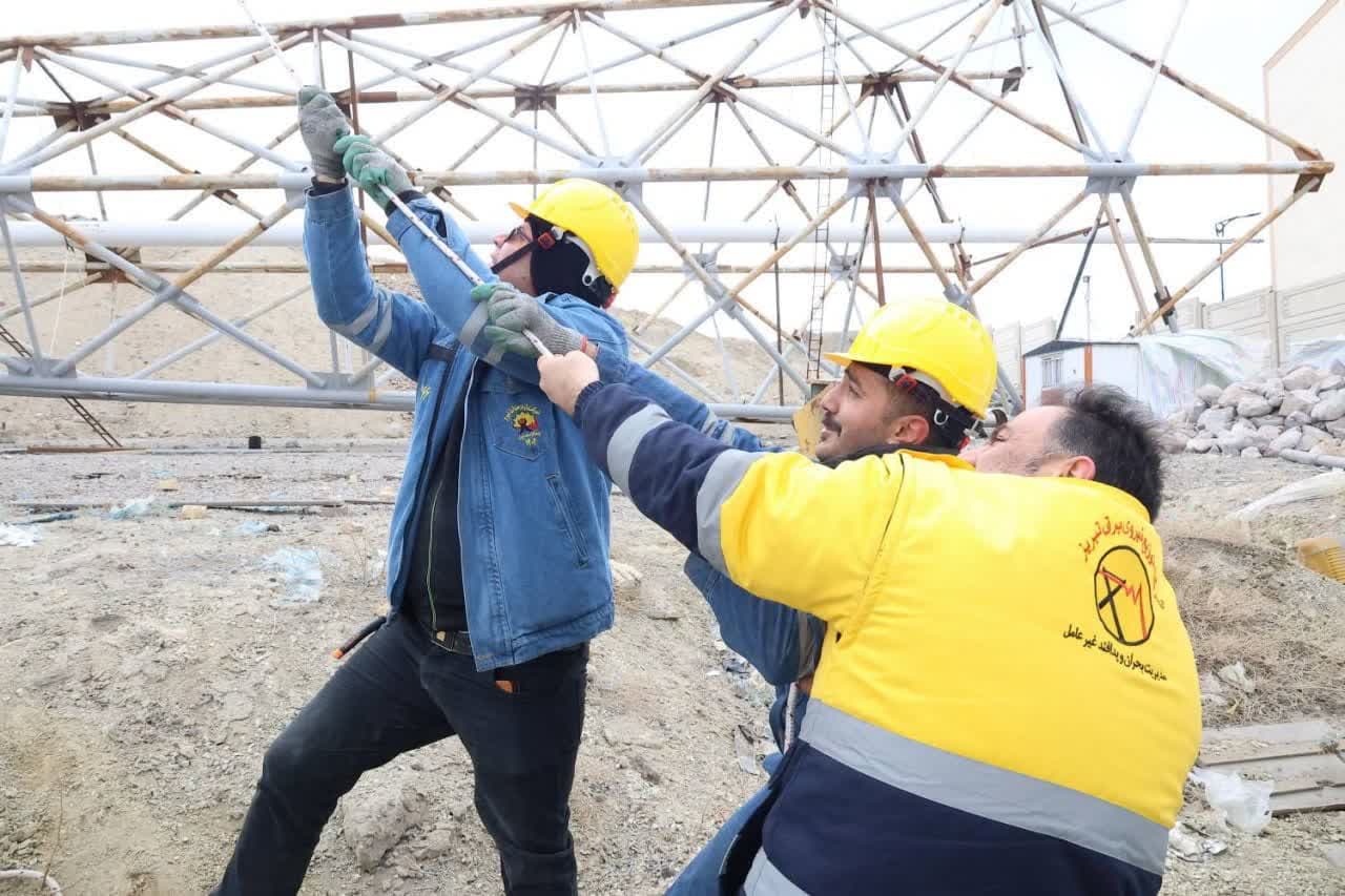 برق تبریز پایدار است؛ روز پانزدهم جنگ تحمیلی