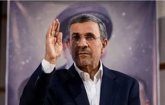 ادعای روزنامه جمهوری اسلامی؛ آمریکا و اسرائیل به دنبال بازگرداندن احمدی‌نژاد به قدرت هستند؟